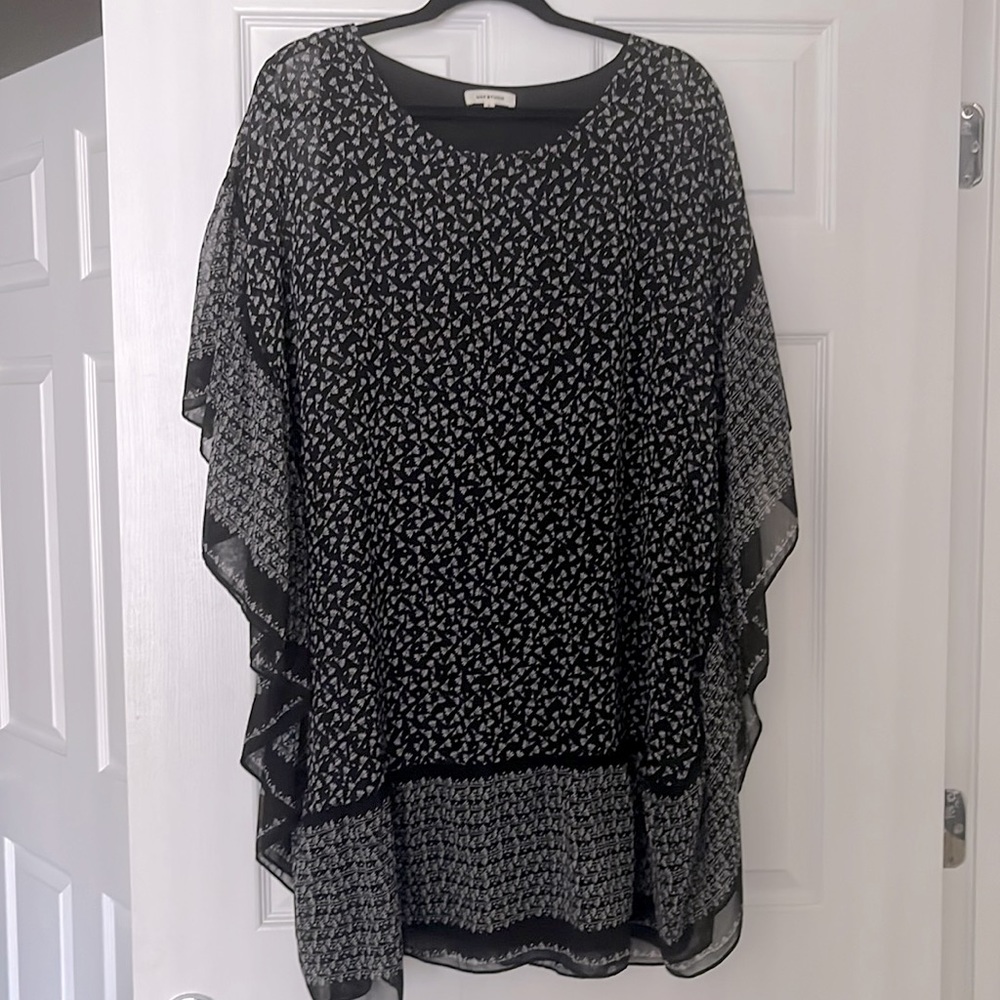 MAX STUDIO MINI DRESS - BLACK & WHITE LIGHTWEIGHT FLOWING FABRIC - Size L